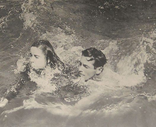 Kane Richmond--Haunted Harbor 1