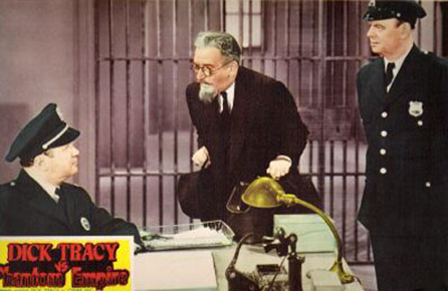 Ralph Morgan as doctor--Dick Tracy