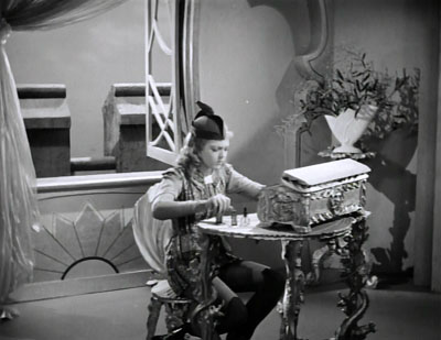 Flash Gordon Conquers the Universe--Sonja