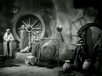 Perils of Nyoka--Tuareg temple