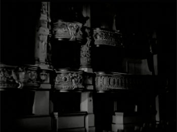 Red Barry--balcony 2