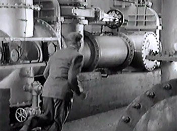 Daredevils of the Red Circle--Chemical factory chase 2