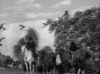 Zorro's Fighting Legion--fort escape